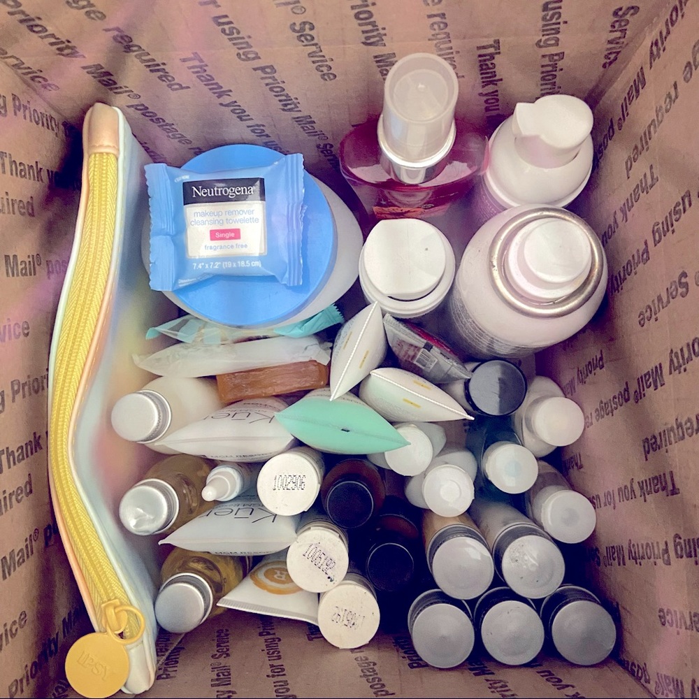 Assorted Bathroom Cleanout!